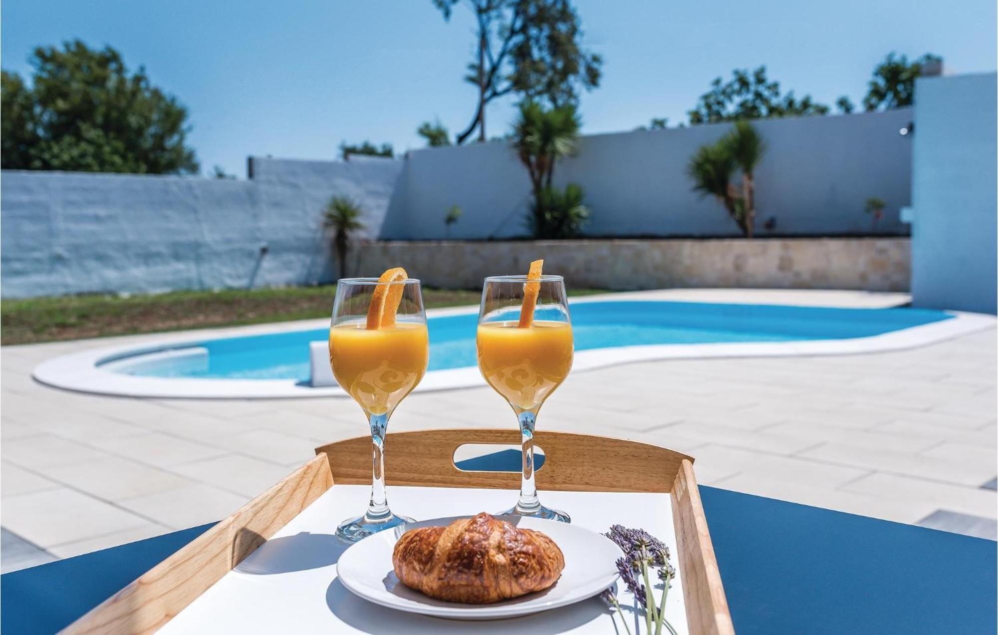 Lovely Home In Betina With Wifi Exterior foto